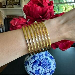 Vintage Linda Dano 1980’s Large Gold Toned Cuff Bracelet